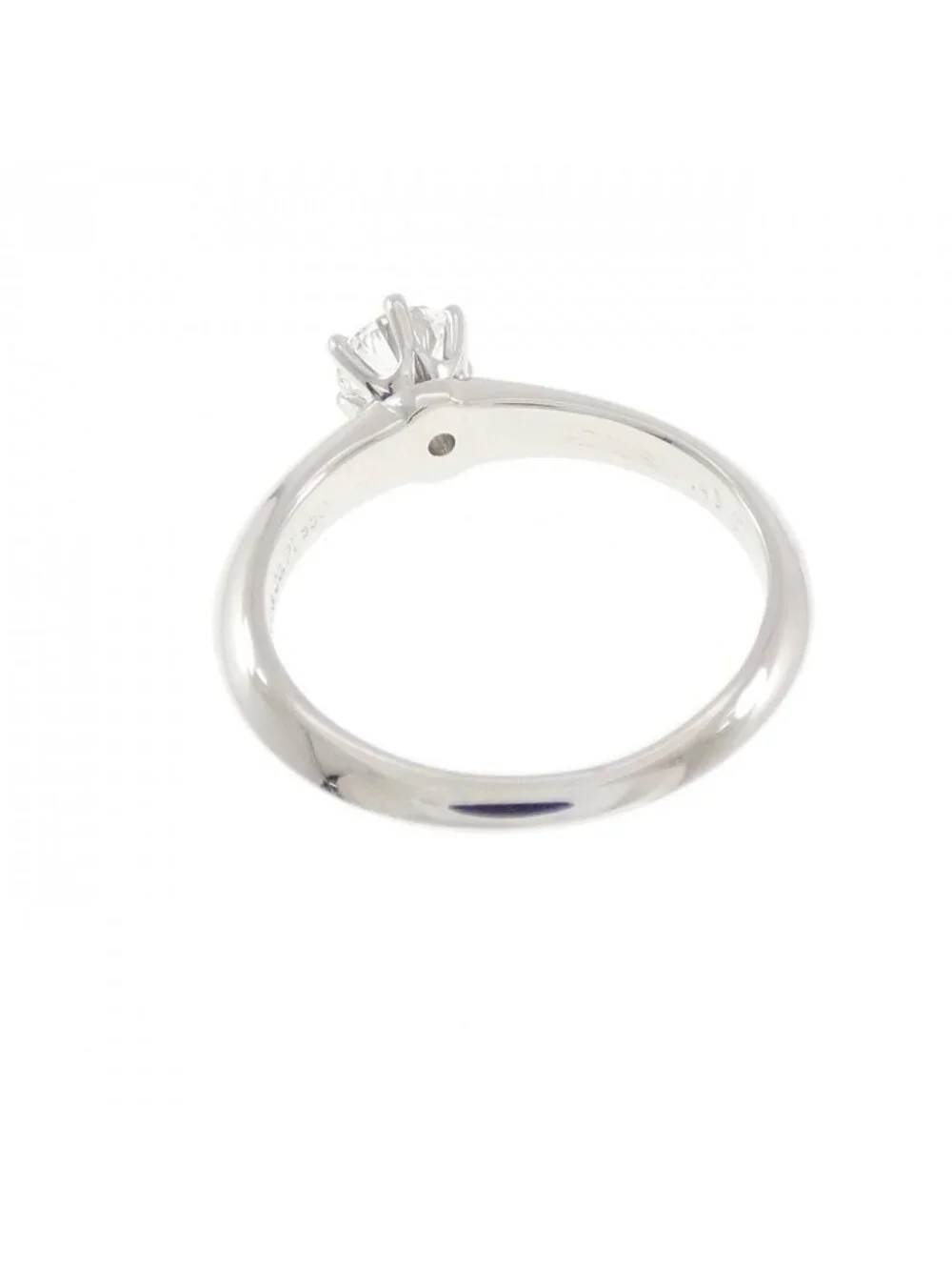 Tiffany & Co Classic Solitaire Ring CT
